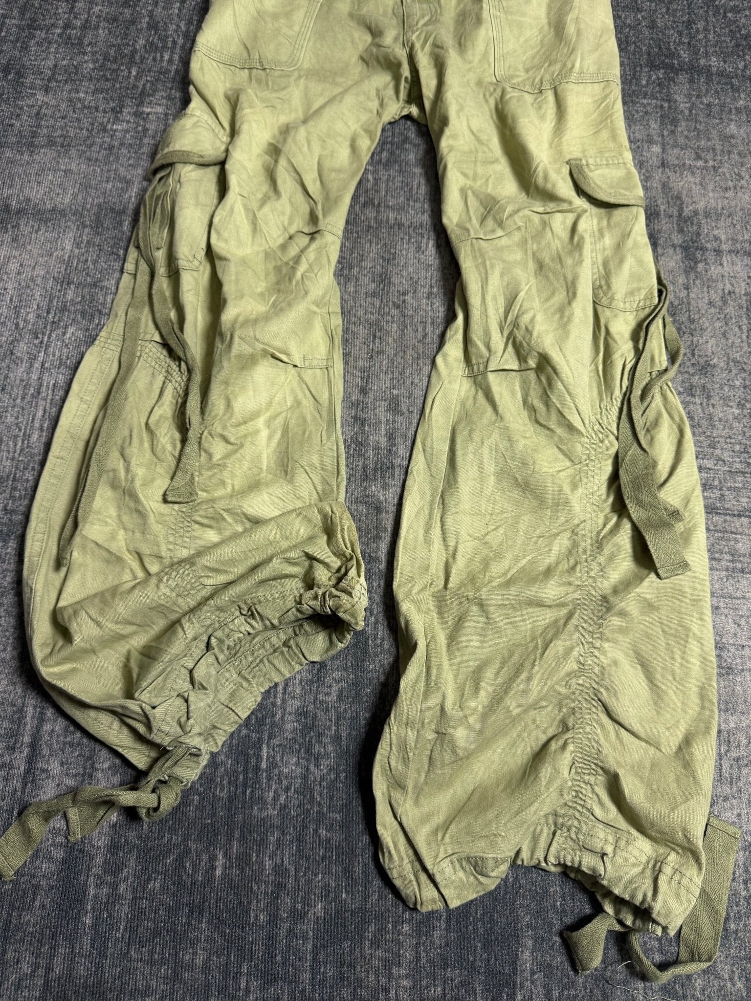 B2V - NANDI CARGO PANT ༒ vintage streetwear thrift y2k clothing by B2V_BAD2WEAR