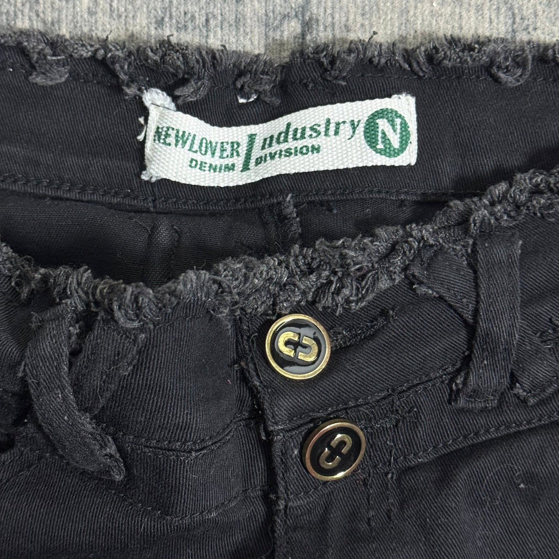 B2V - NEWLOVER SHORT༒ vintage streetwear thrift y2k clothing by B2V_BAD2WEAR