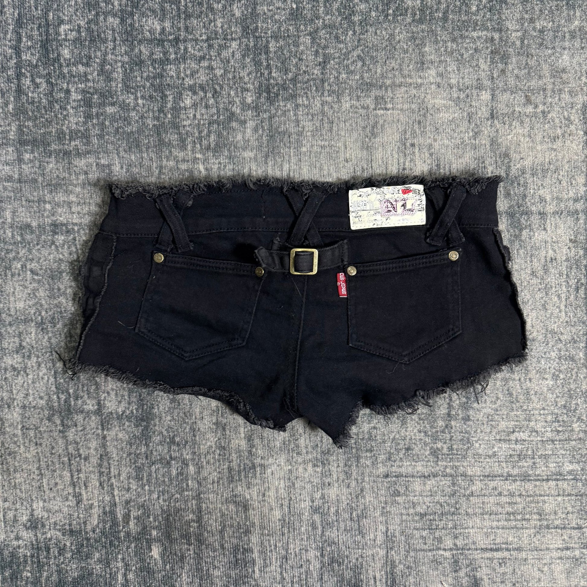 B2V - NEWLOVER SHORT༒ vintage streetwear thrift y2k clothing by B2V_BAD2WEAR