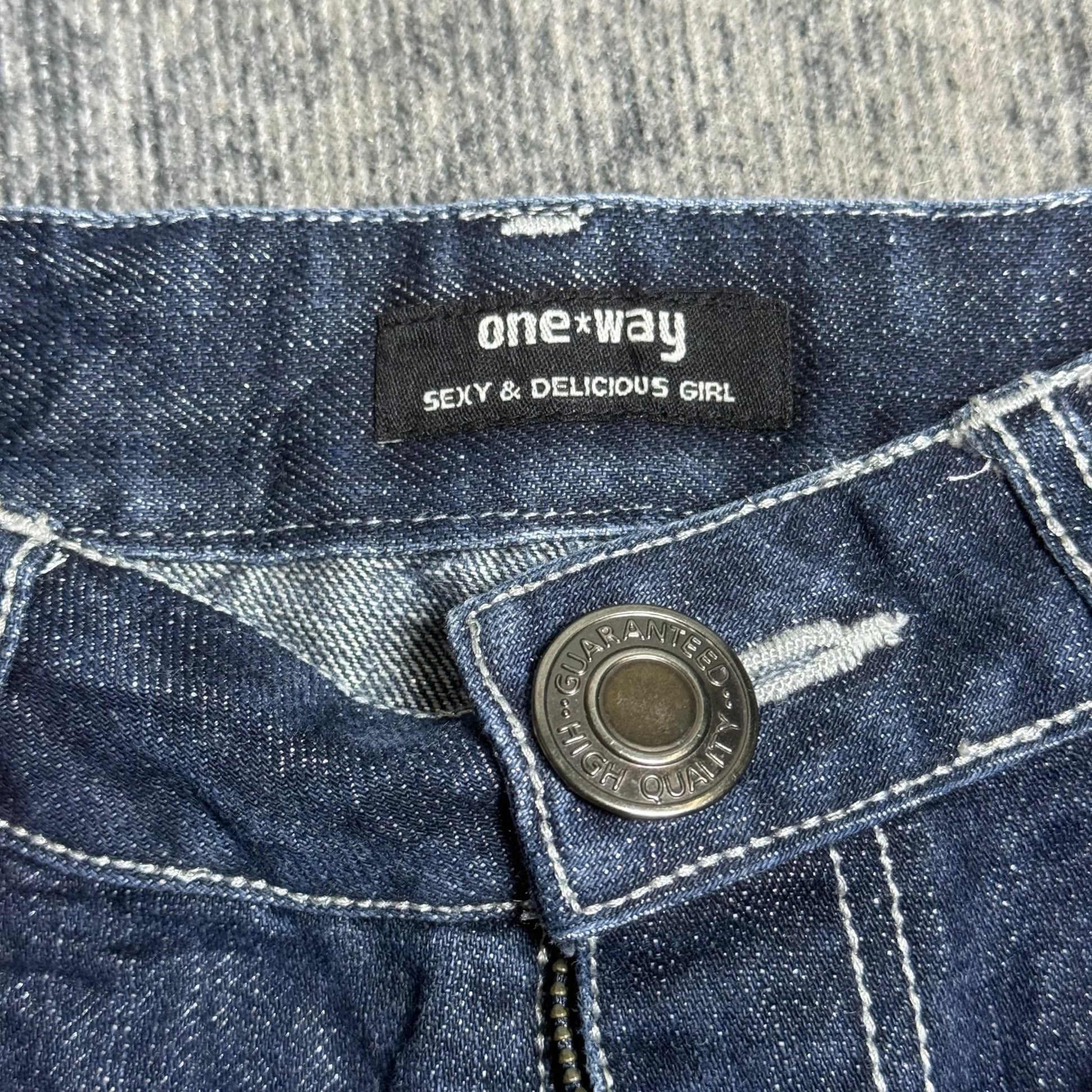 B2V - ONE WAY SHORT༒ SS31 vintage streetwear thrift y2k clothing by B2V_BAD2WEAR