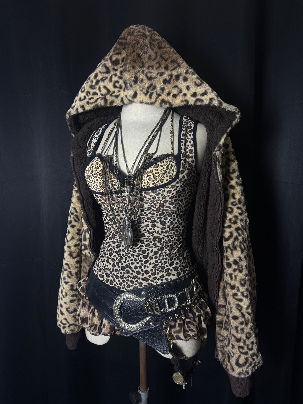 B2V - OUTFIT༒ vintage streetwear thrift y2k clothing by B2V_BAD2WEAR