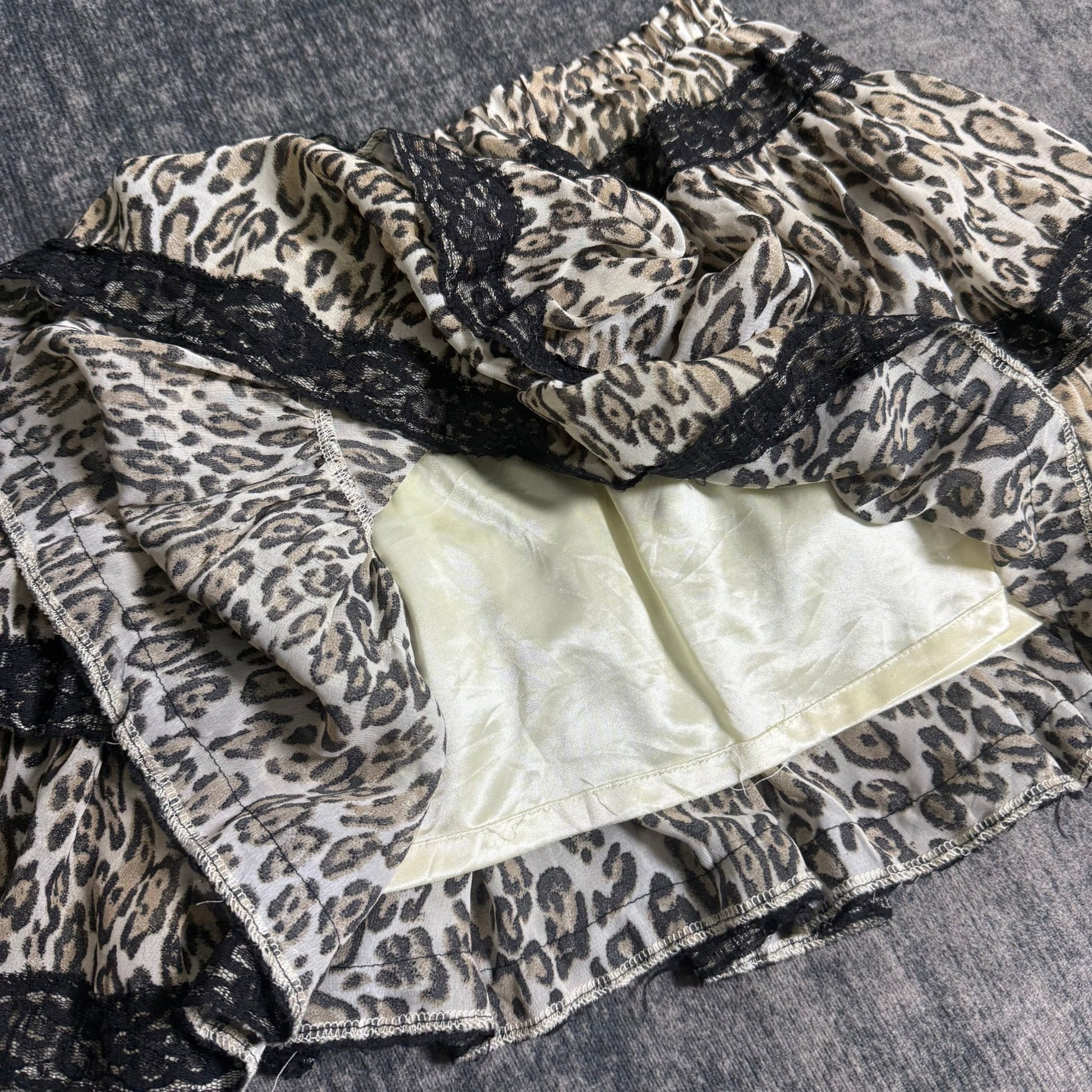 B2V - OUTFIT ༒ vintage streetwear thrift y2k clothing by B2V_BAD2WEAR