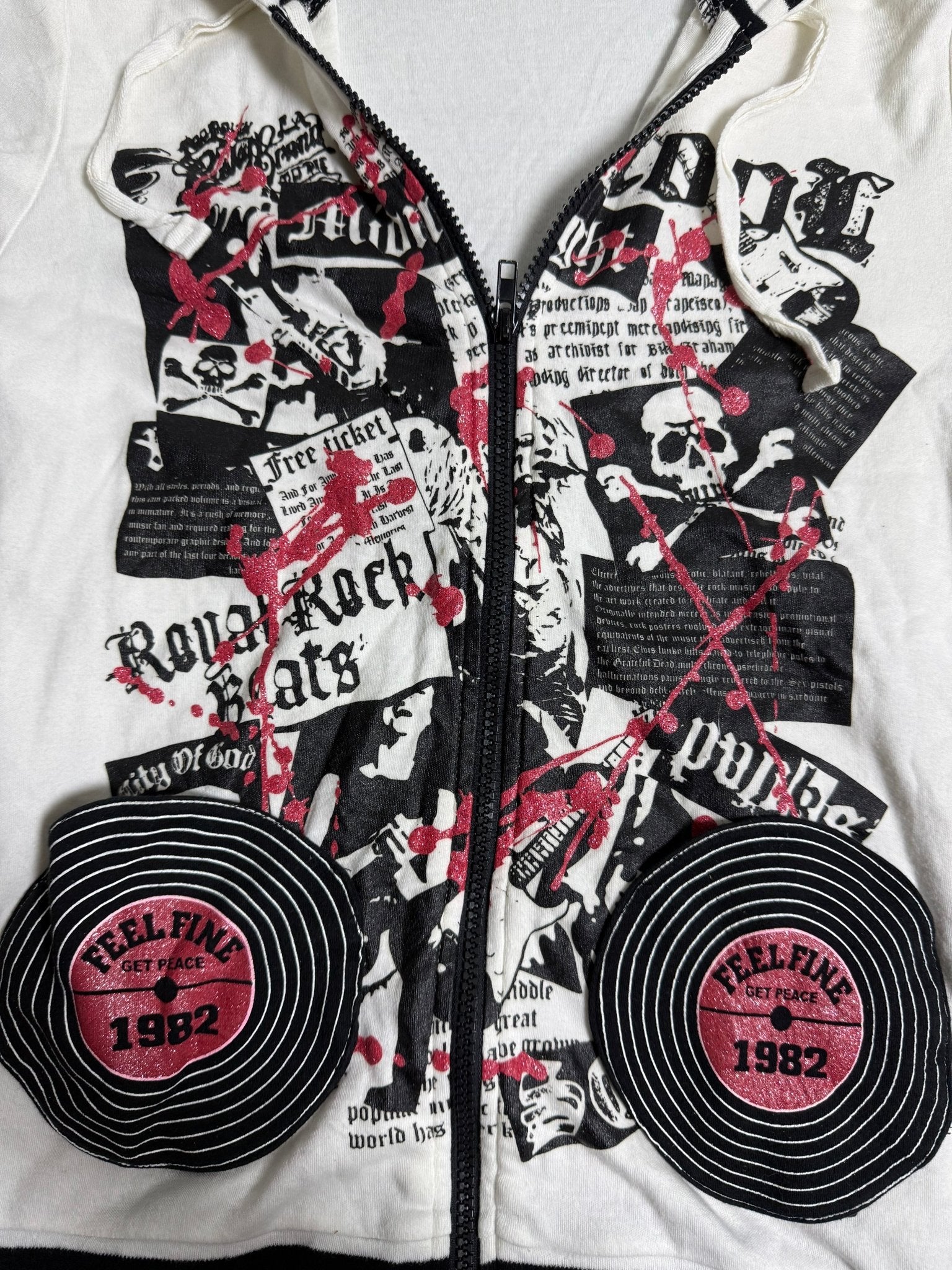 B2V - PARFUM HOODIE༒ vintage streetwear thrift y2k clothing by B2V_BAD2WEAR