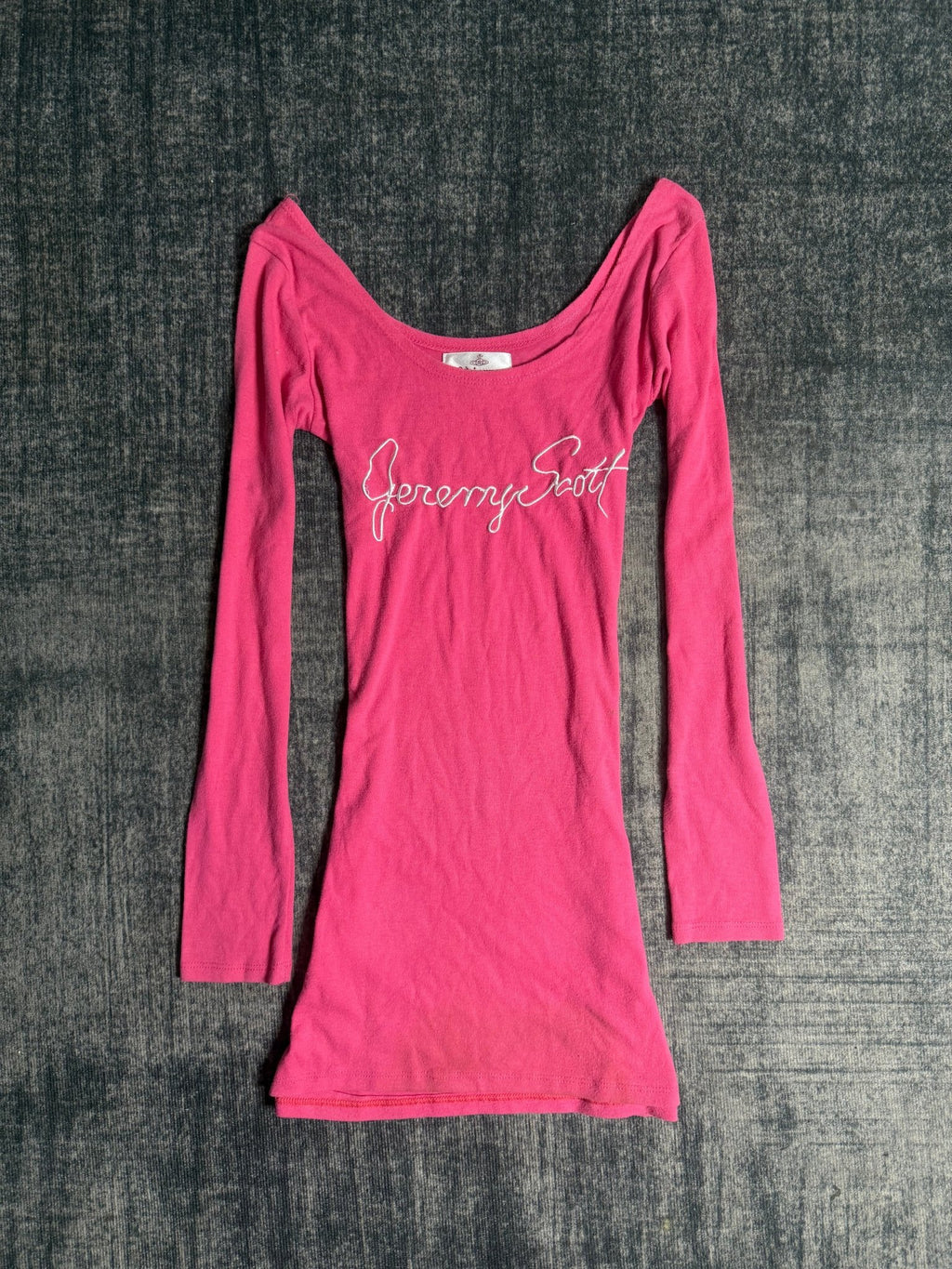 B2V - PINK LONG SLEEV ༒ vintage streetwear thrift y2k clothing by B2V_BAD2WEAR