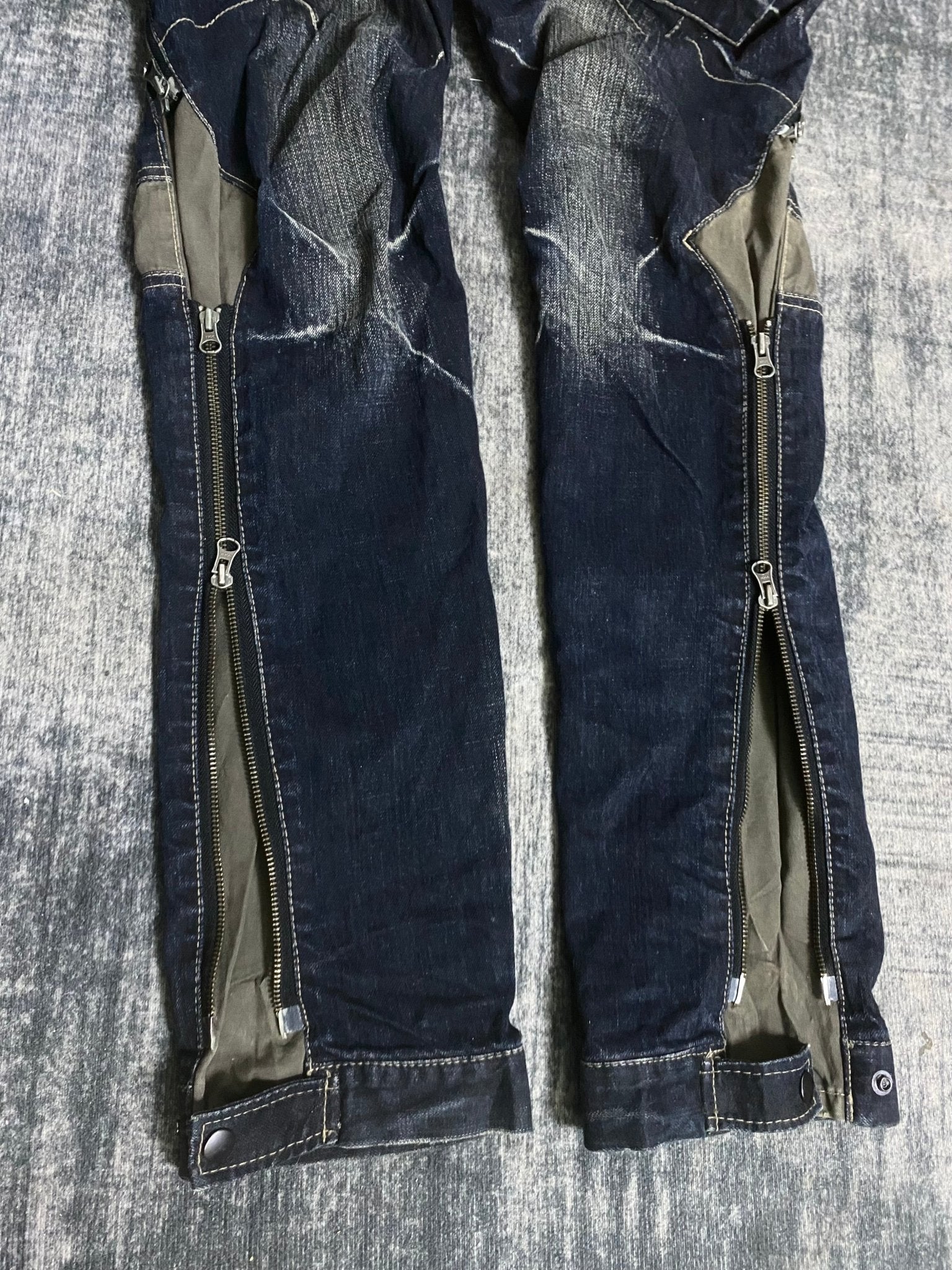 B2V - PPFM MULTI ZIP JEAN༒ vintage streetwear thrift y2k clothing by B2V_BAD2WEAR