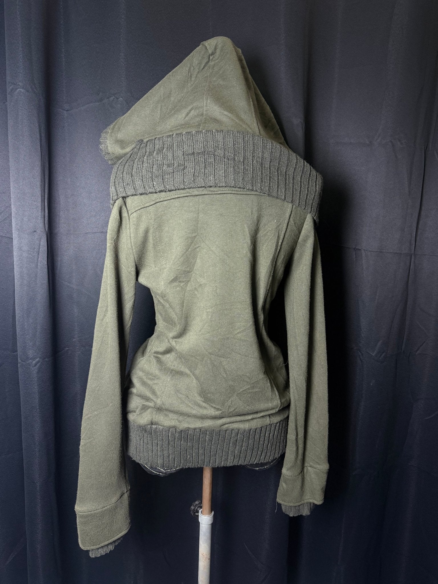 B2V - PRIVATE BEACH JACKET ༒ vintage streetwear thrift y2k clothing by B2V_BAD2WEAR