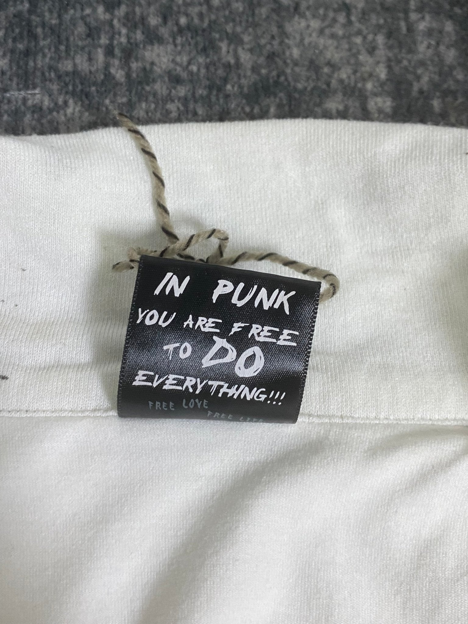 B2V - PUNK RAVE SHIRT༒ vintage streetwear thrift y2k clothing by B2V_BAD2WEAR