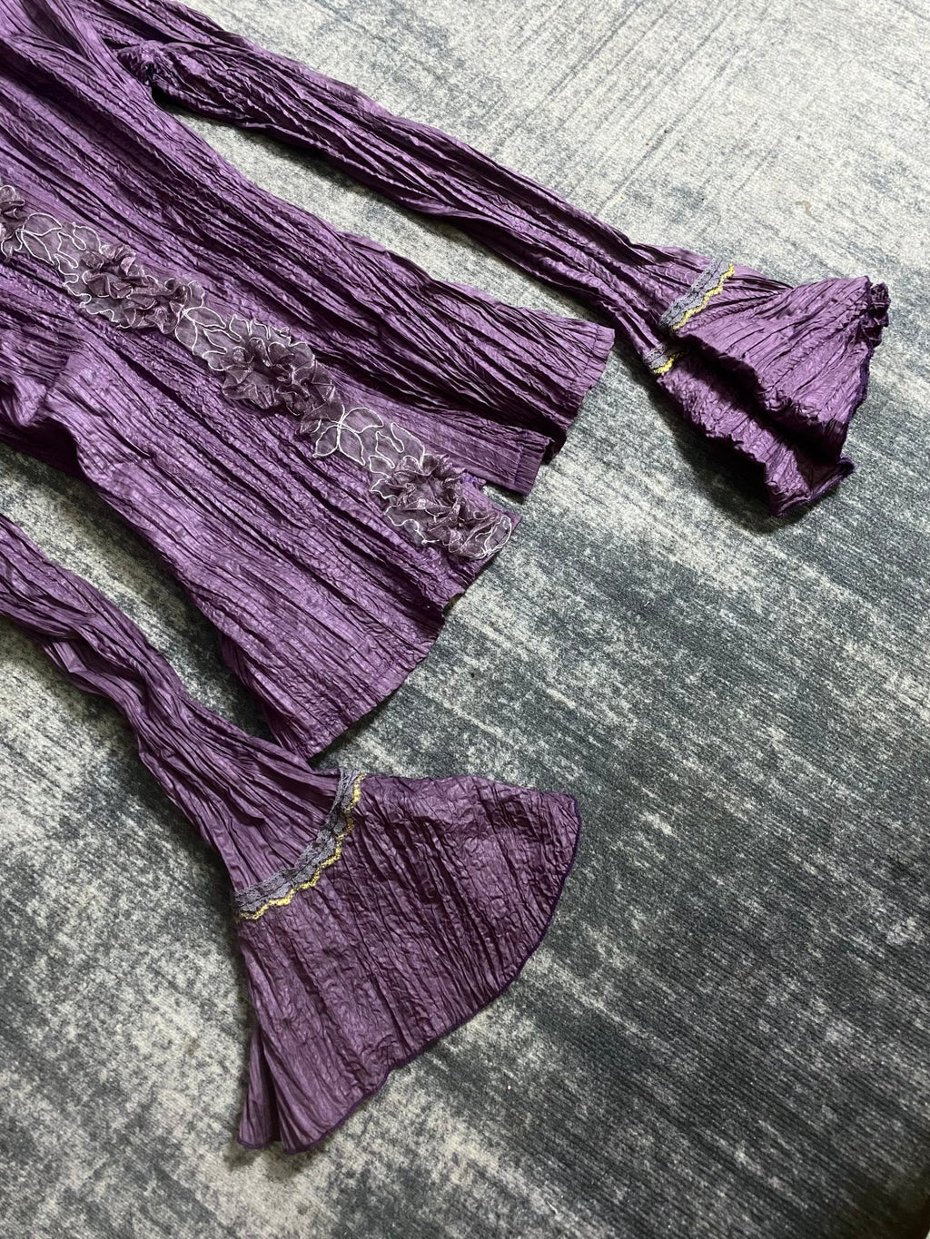 B2V - Purpleeeeee༒ vintage streetwear thrift y2k clothing by B2V_BAD2WEAR