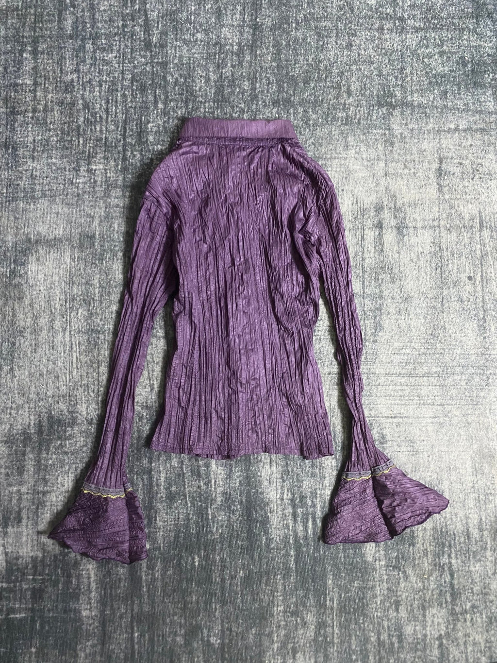 B2V - Purpleeeeee༒ vintage streetwear thrift y2k clothing by B2V_BAD2WEAR