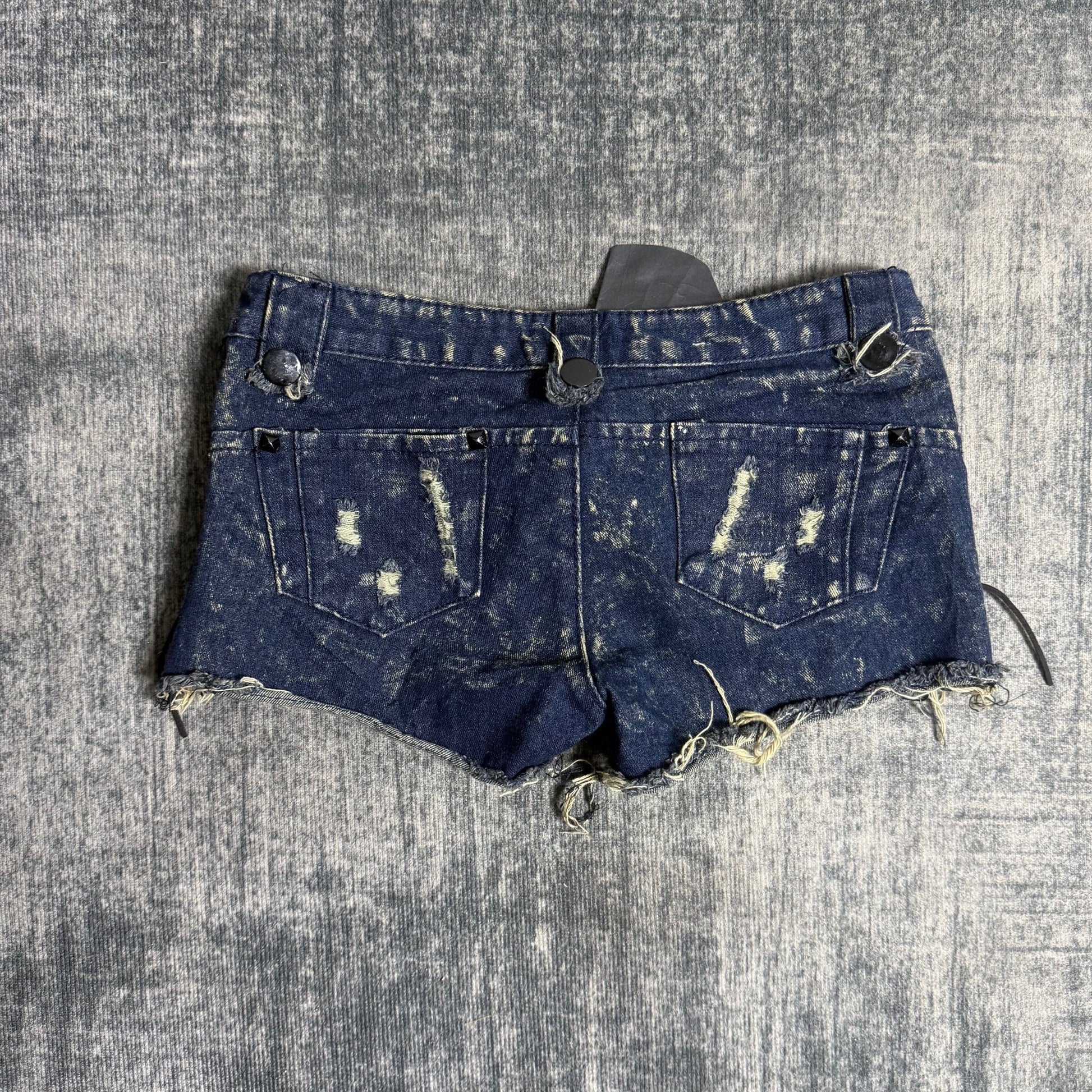 B2V - PURPOSE SHORT༒ vintage streetwear thrift y2k clothing by B2V_BAD2WEAR