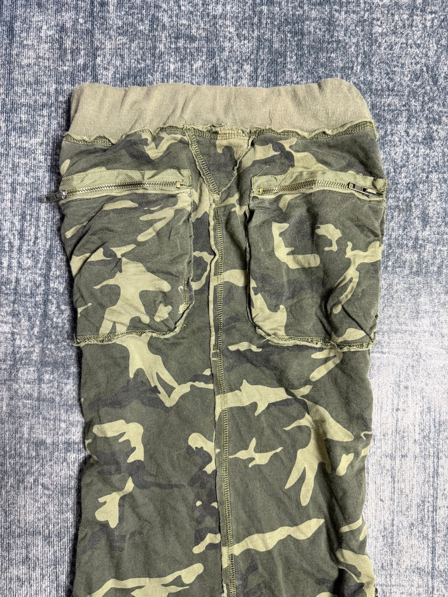 B2V - RASTARS& SKIRT ༒ vintage streetwear thrift y2k clothing by B2V_BAD2WEAR