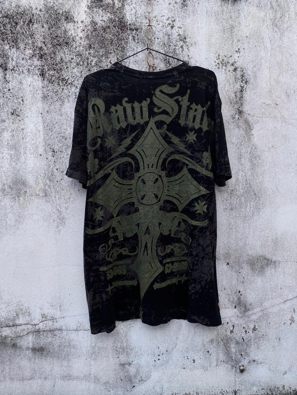 B2V - RAW STATE TOP༒ vintage streetwear thrift y2k clothing by B2V_BAD2WEAR