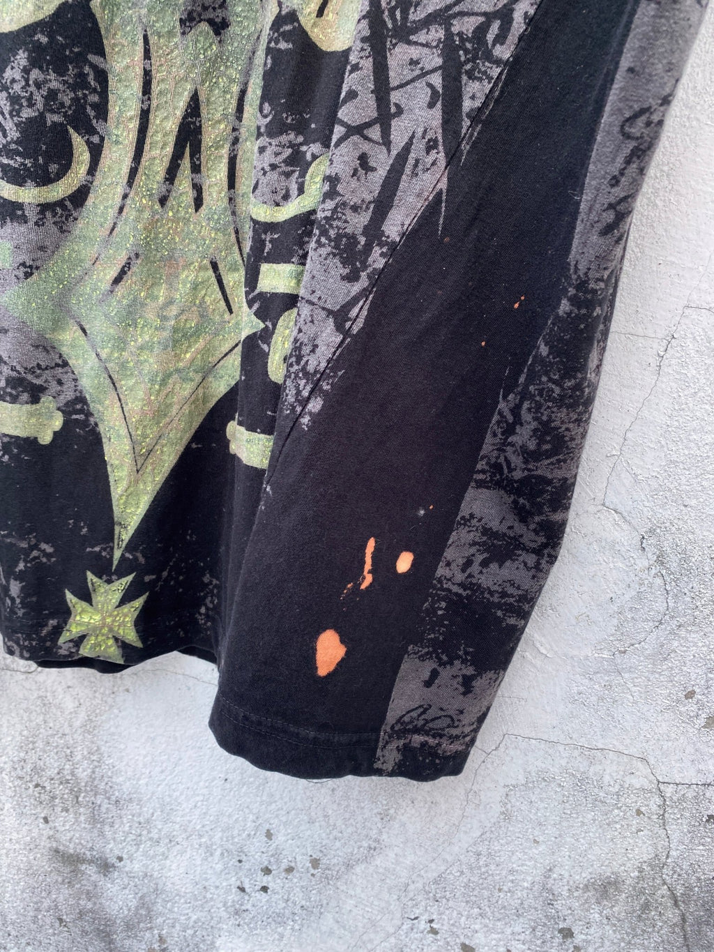 B2V - RAW STATE TOP༒ vintage streetwear thrift y2k clothing by B2V_BAD2WEAR