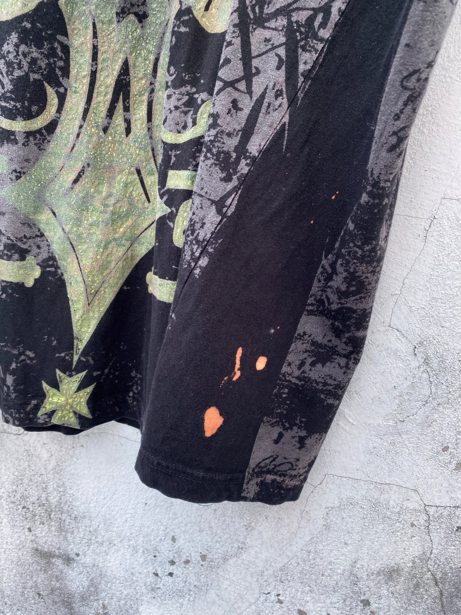 B2V - RAW STATE TOP༒ vintage streetwear thrift y2k clothing by B2V_BAD2WEAR