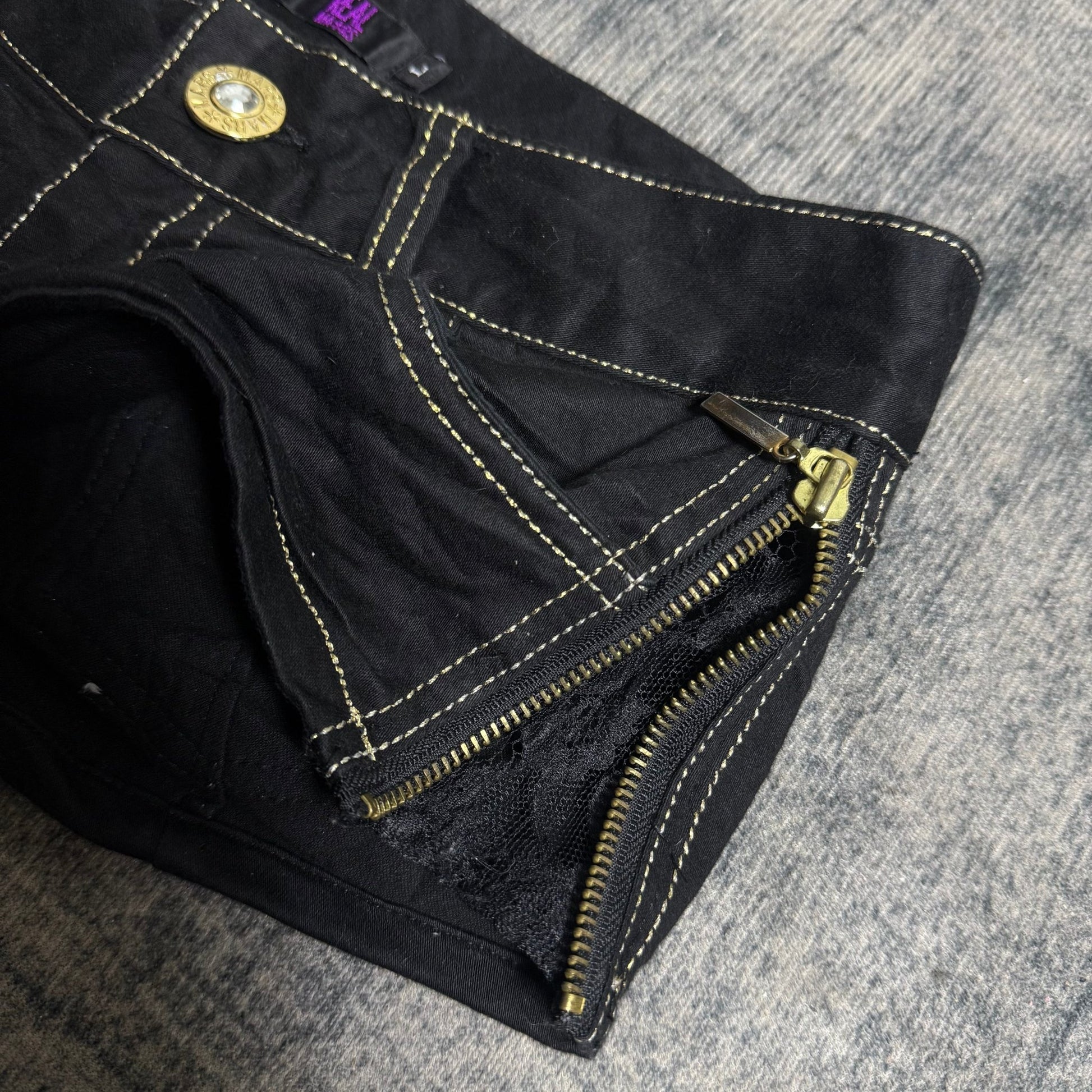 B2V REAL*MARS SHORTS༒ vintage streetwear thrift y2k clothing by B2V_BAD2WEAR