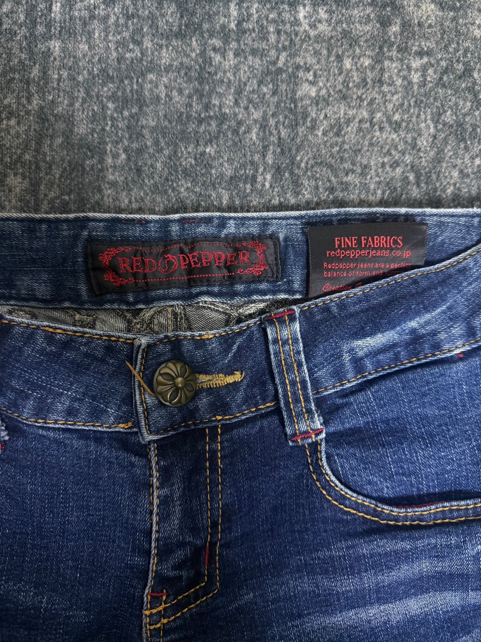 B2V - REDPEPPER JEAN༒ vintage streetwear thrift y2k clothing by B2V_BAD2WEAR