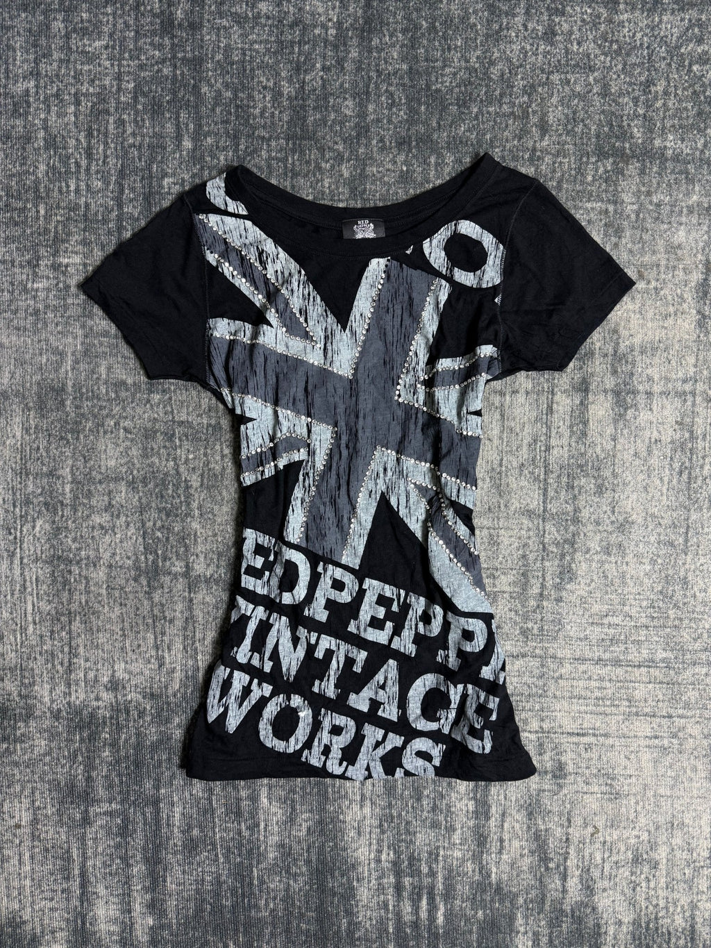 B2V - REDPEPPER SHIRT༒ vintage streetwear thrift y2k clothing by B2V_BAD2WEAR