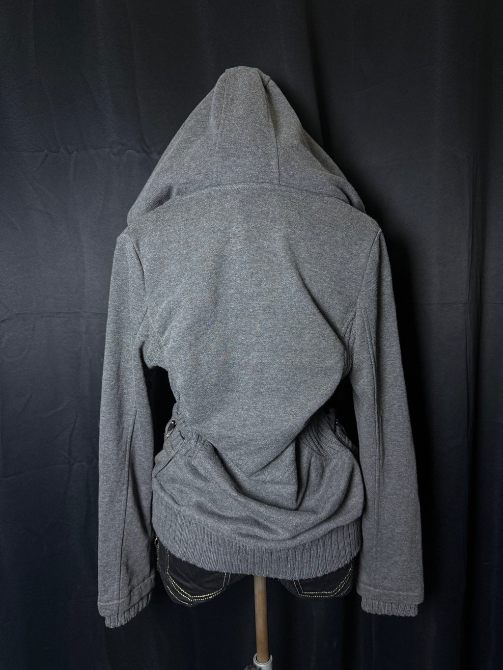 B2V - REI FIRENZE HOODIE༒ vintage streetwear thrift y2k clothing by B2V_BAD2WEAR