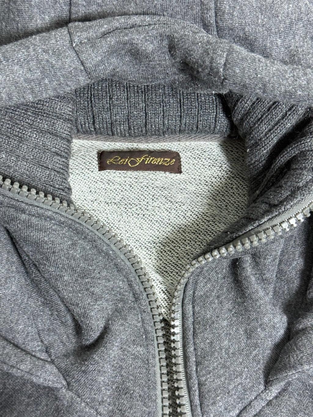 B2V - REI FIRENZE HOODIE༒ vintage streetwear thrift y2k clothing by B2V_BAD2WEAR