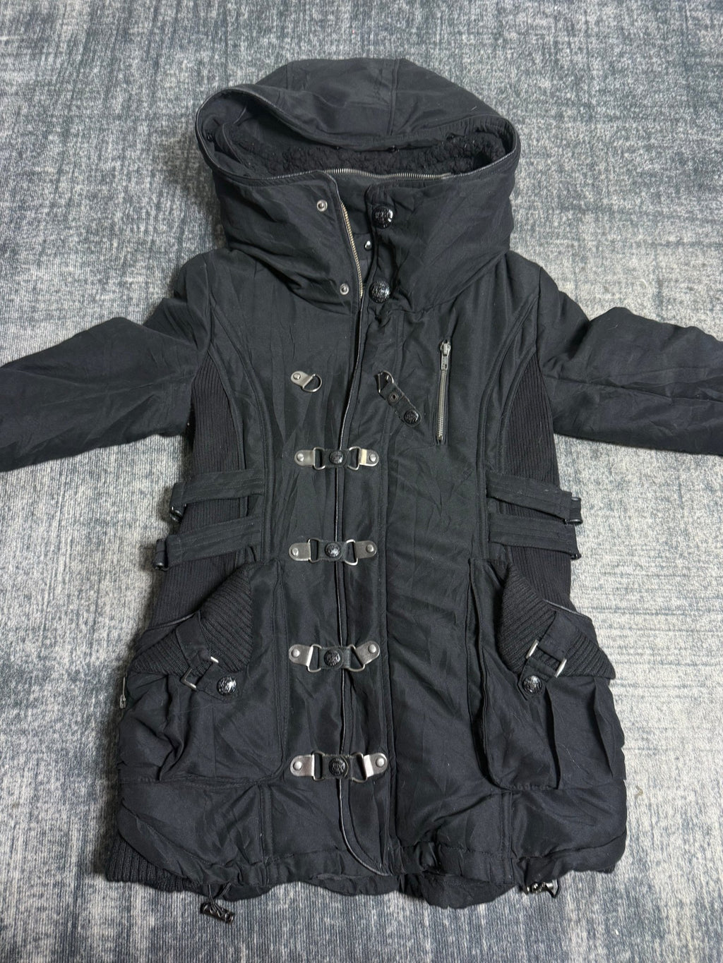 B2V - REVOLT JACKET༒ vintage streetwear thrift y2k clothing by B2V_BAD2WEAR