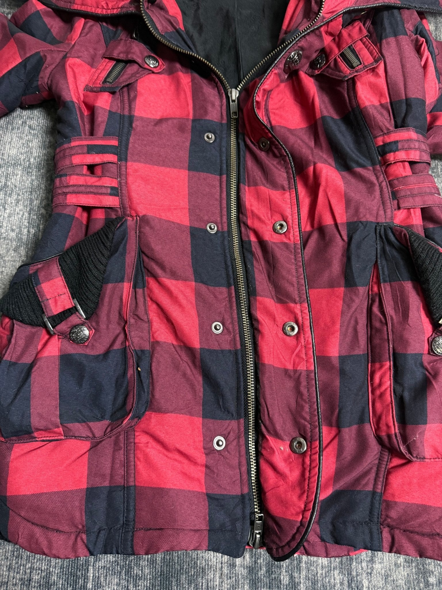 B2V - REVOLT JACKET༒ vintage streetwear thrift y2k clothing by B2V_BAD2WEAR