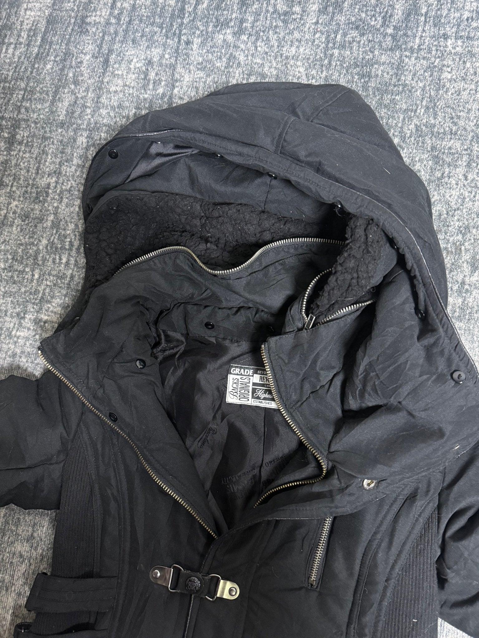 B2V - REVOLT JACKET༒ vintage streetwear thrift y2k clothing by B2V_BAD2WEAR