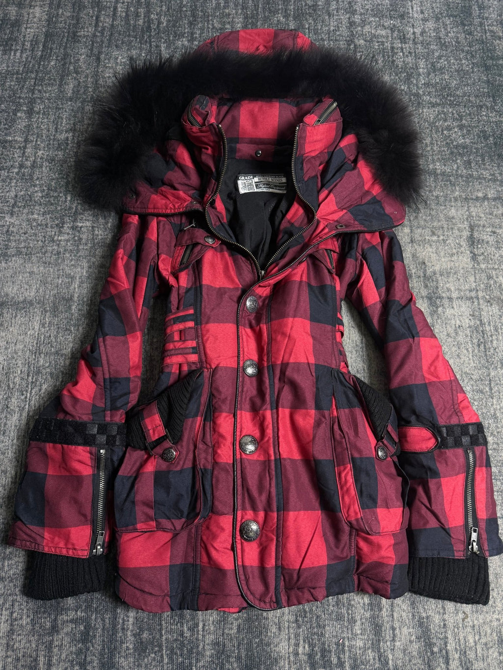 B2V - REVOLT JACKET༒ vintage streetwear thrift y2k clothing by B2V_BAD2WEAR