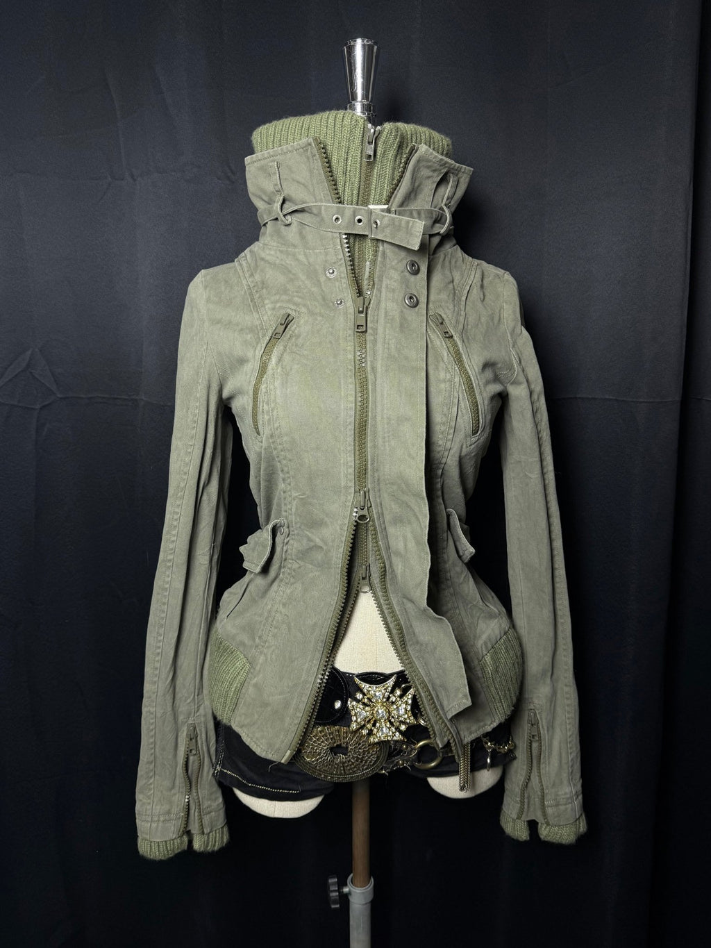 B2V - SANAL GLIFY 4ZIPPER JACKET ༒ vintage streetwear thrift y2k clothing by B2V_BAD2WEAR