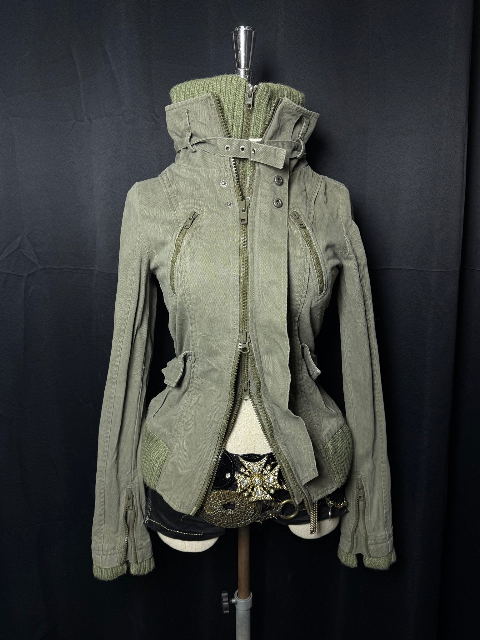 B2V - SANAL GLIFY 4ZIPPER JACKET ༒ vintage streetwear thrift y2k clothing by B2V_BAD2WEAR