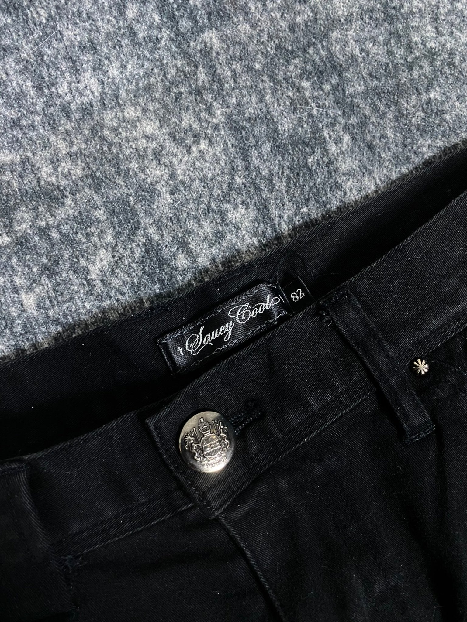 B2V - SAUEY JAPAN CARGO༒ vintage streetwear thrift y2k clothing by B2V_BAD2WEAR