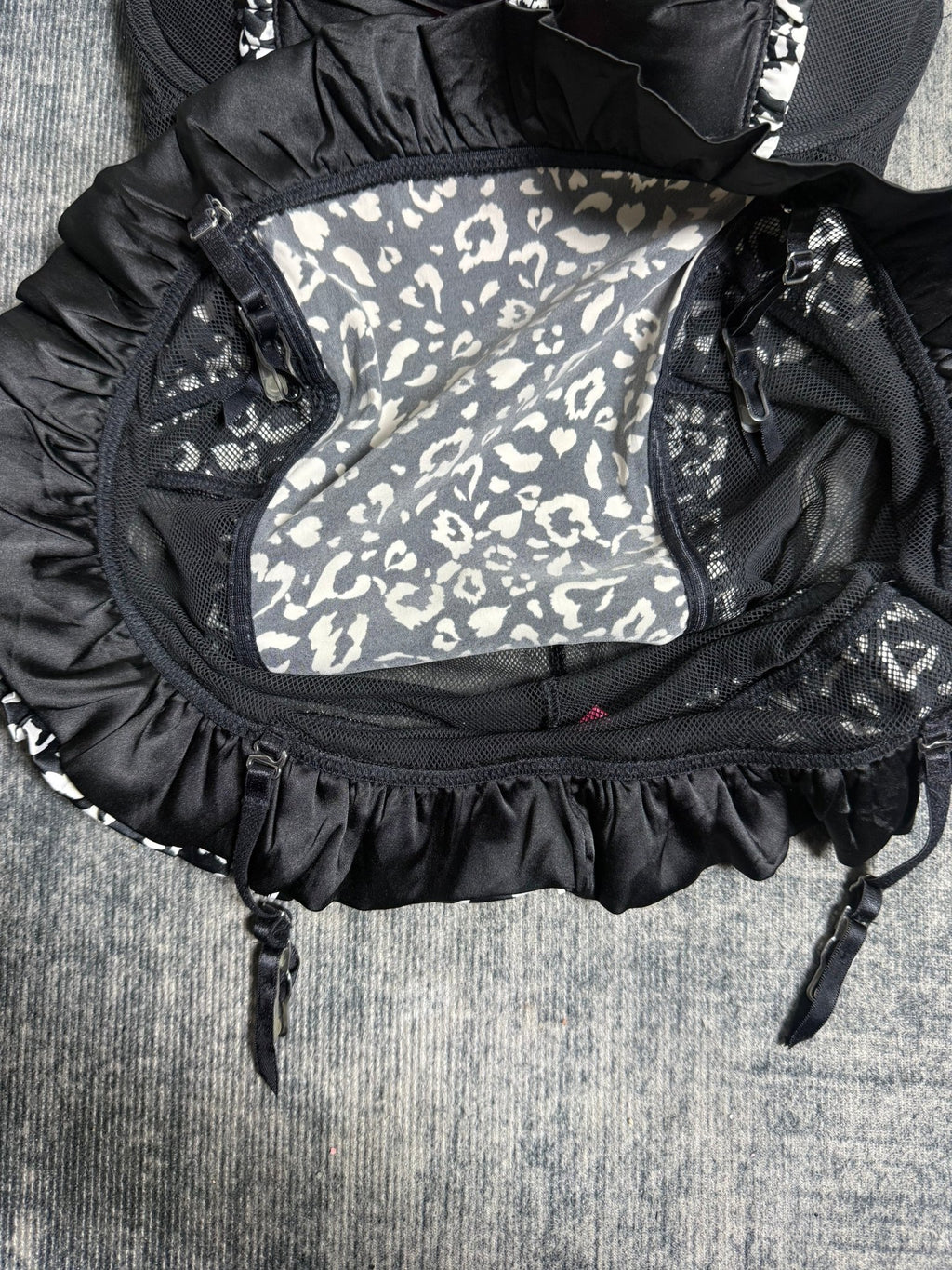 B2V - SEXY CORSET༒ vintage streetwear thrift y2k clothing by B2V_BAD2WEAR
