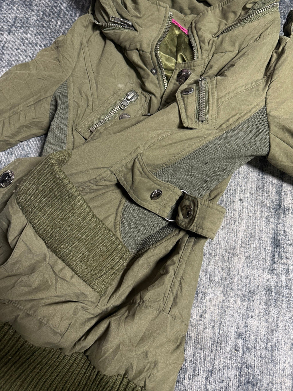 B2V - SHAKE SHAKE JACKET༒ vintage streetwear thrift y2k clothing by B2V_BAD2WEAR