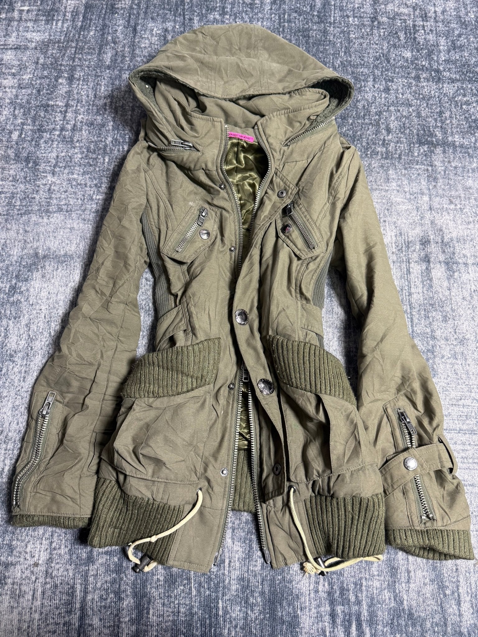 B2V - SHAKE SHAKE JACKET༒ vintage streetwear thrift y2k clothing by B2V_BAD2WEAR