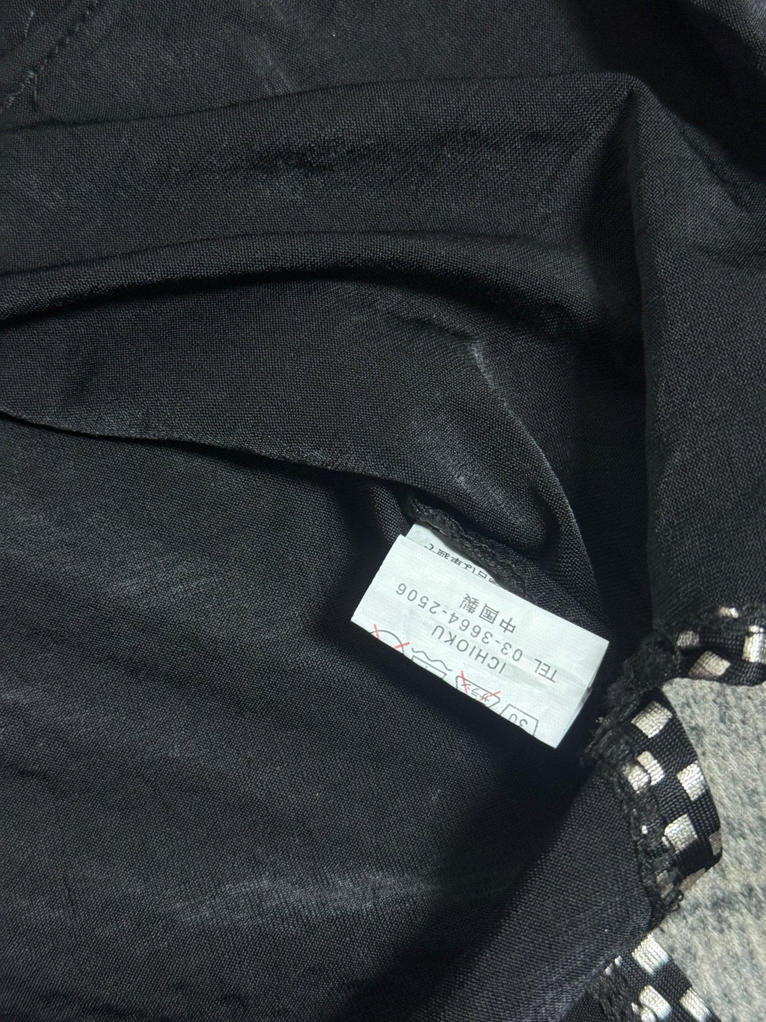 B2V - SHIRT༒ vintage streetwear thrift y2k clothing by B2V_BAD2WEAR