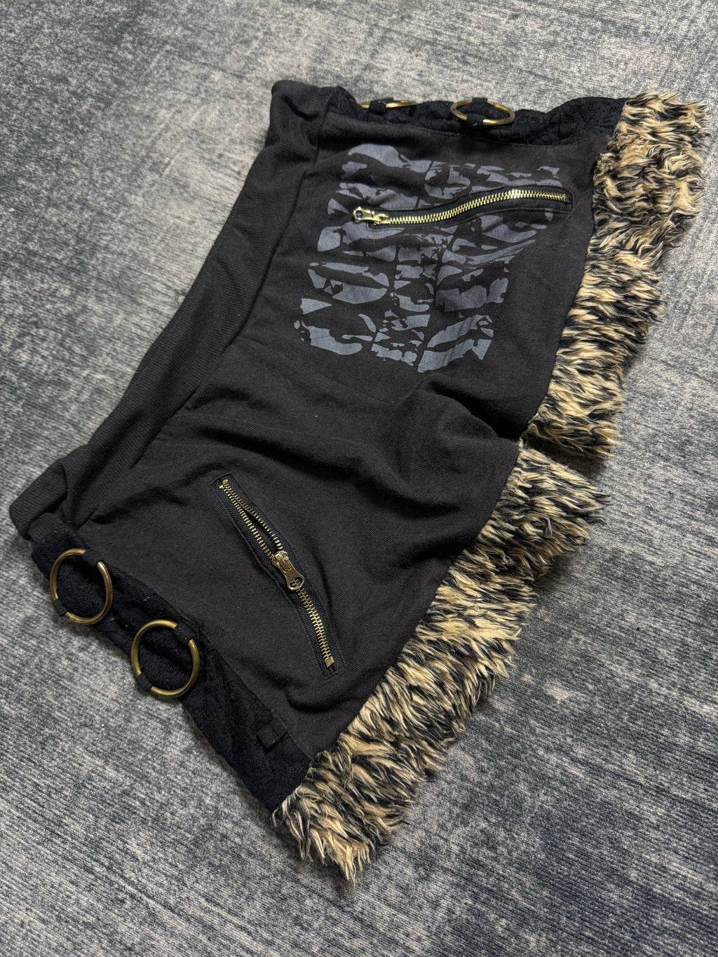 B2V - SHORT༒ vintage streetwear thrift y2k clothing by B2V_BAD2WEAR