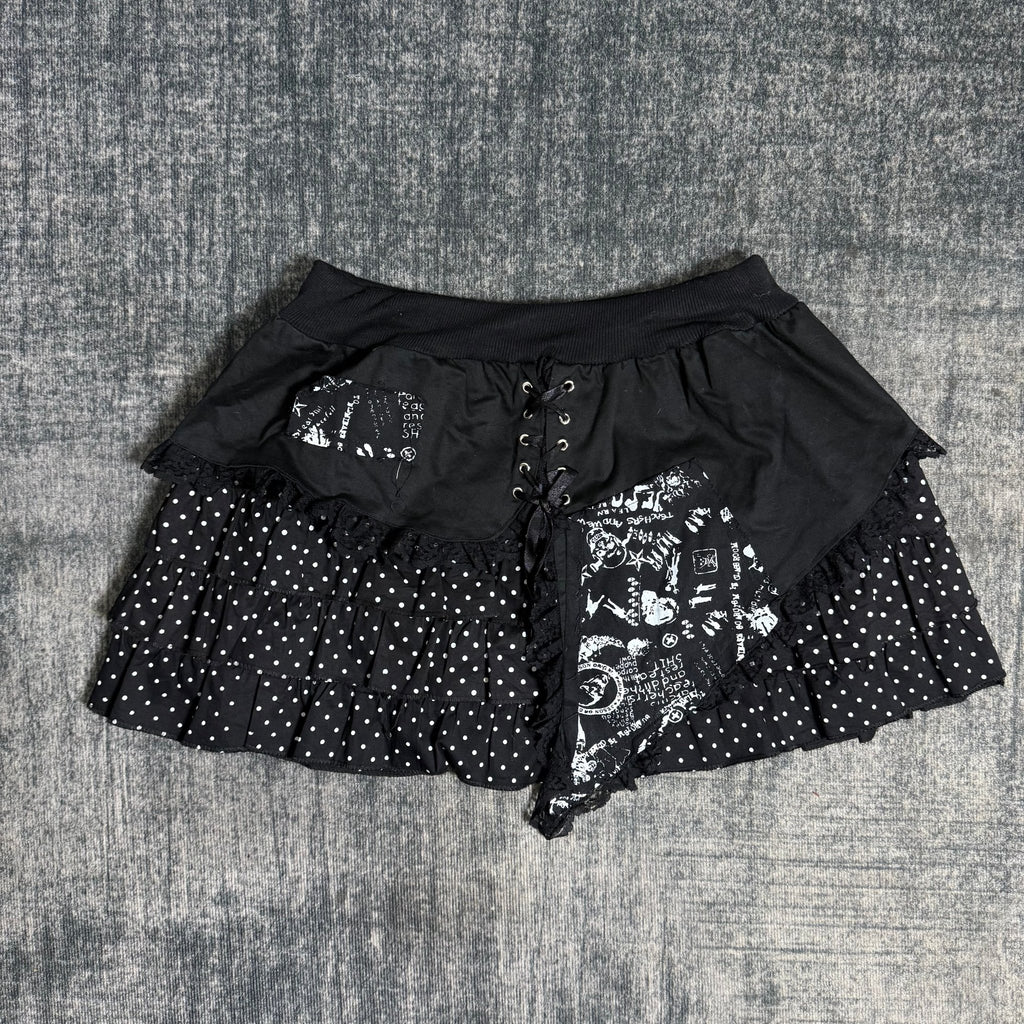 B2V - SHORT༒ vintage streetwear thrift y2k clothing by B2V_BAD2WEAR
