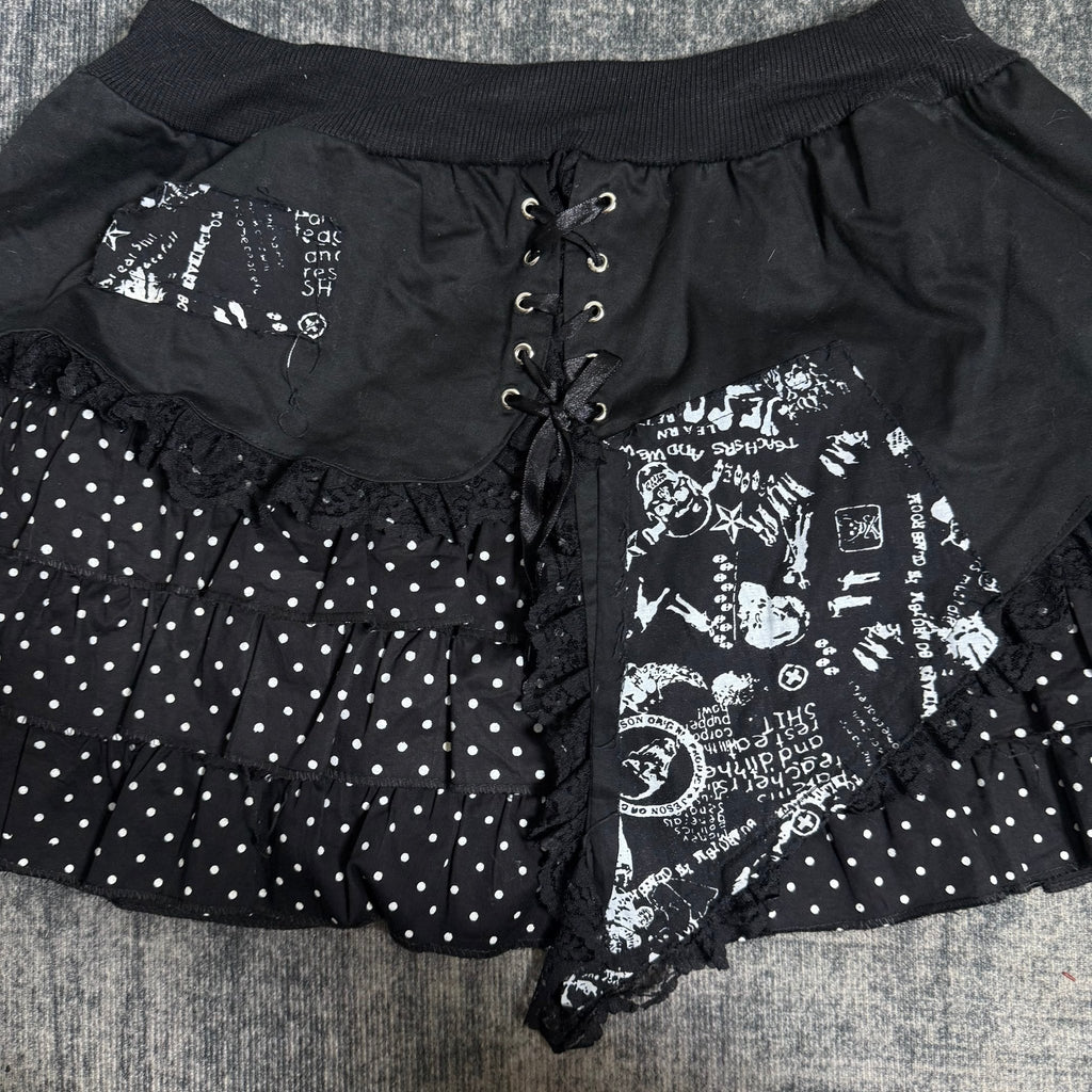 B2V - SHORT༒ vintage streetwear thrift y2k clothing by B2V_BAD2WEAR