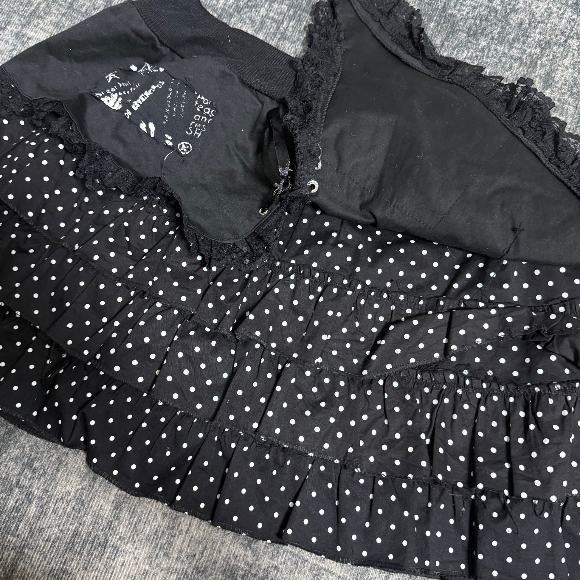B2V - SHORT༒ vintage streetwear thrift y2k clothing by B2V_BAD2WEAR