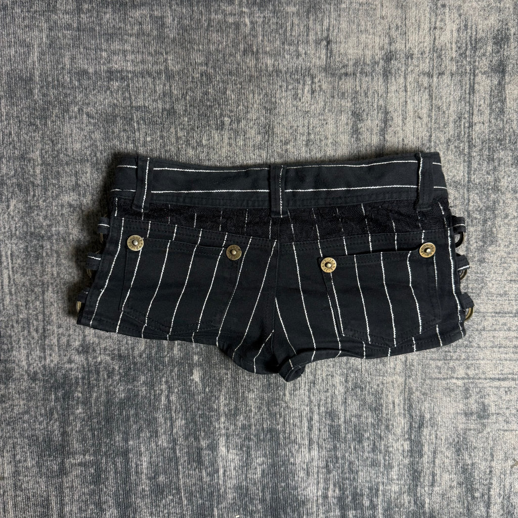 B2V - SKINNY LIPS SHORTS11༒ vintage streetwear thrift y2k clothing by B2V_BAD2WEAR