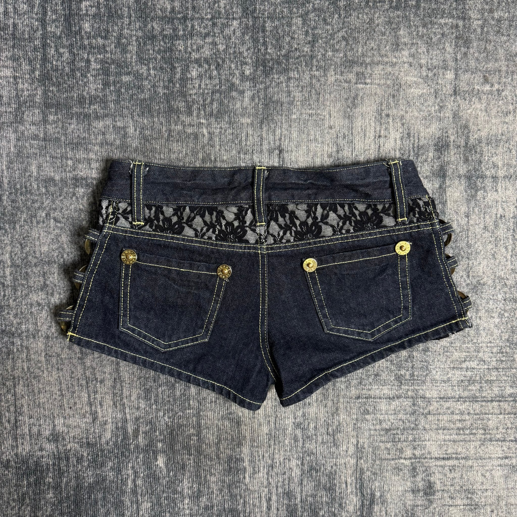 B2V SKINNY - LIPS SHORTS༒sold to member vintage streetwear thrift y2k clothing by B2V_BAD2WEAR