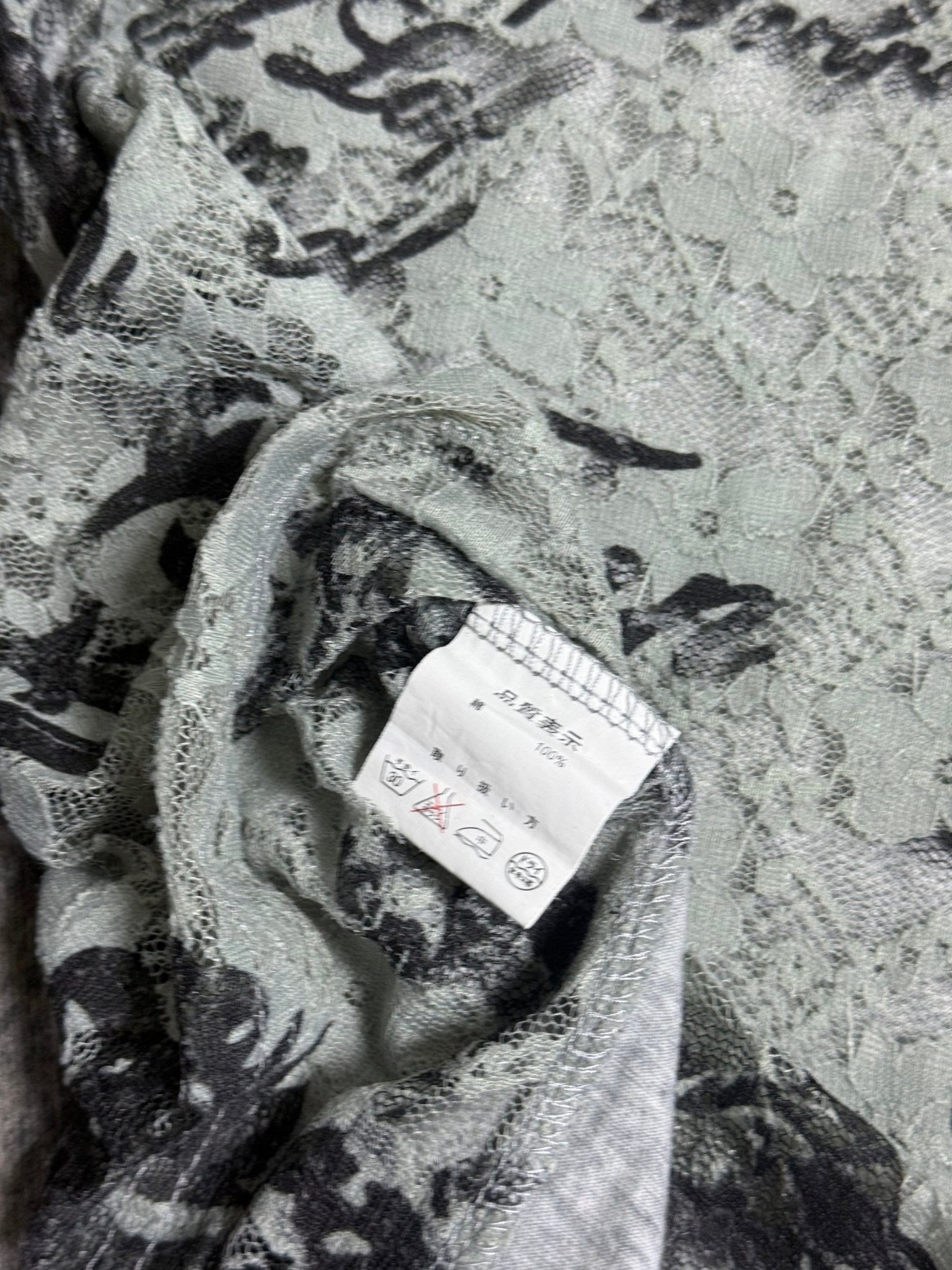 B2V - SKULL LACE GT ༒ vintage streetwear thrift y2k clothing by B2V_BAD2WEAR