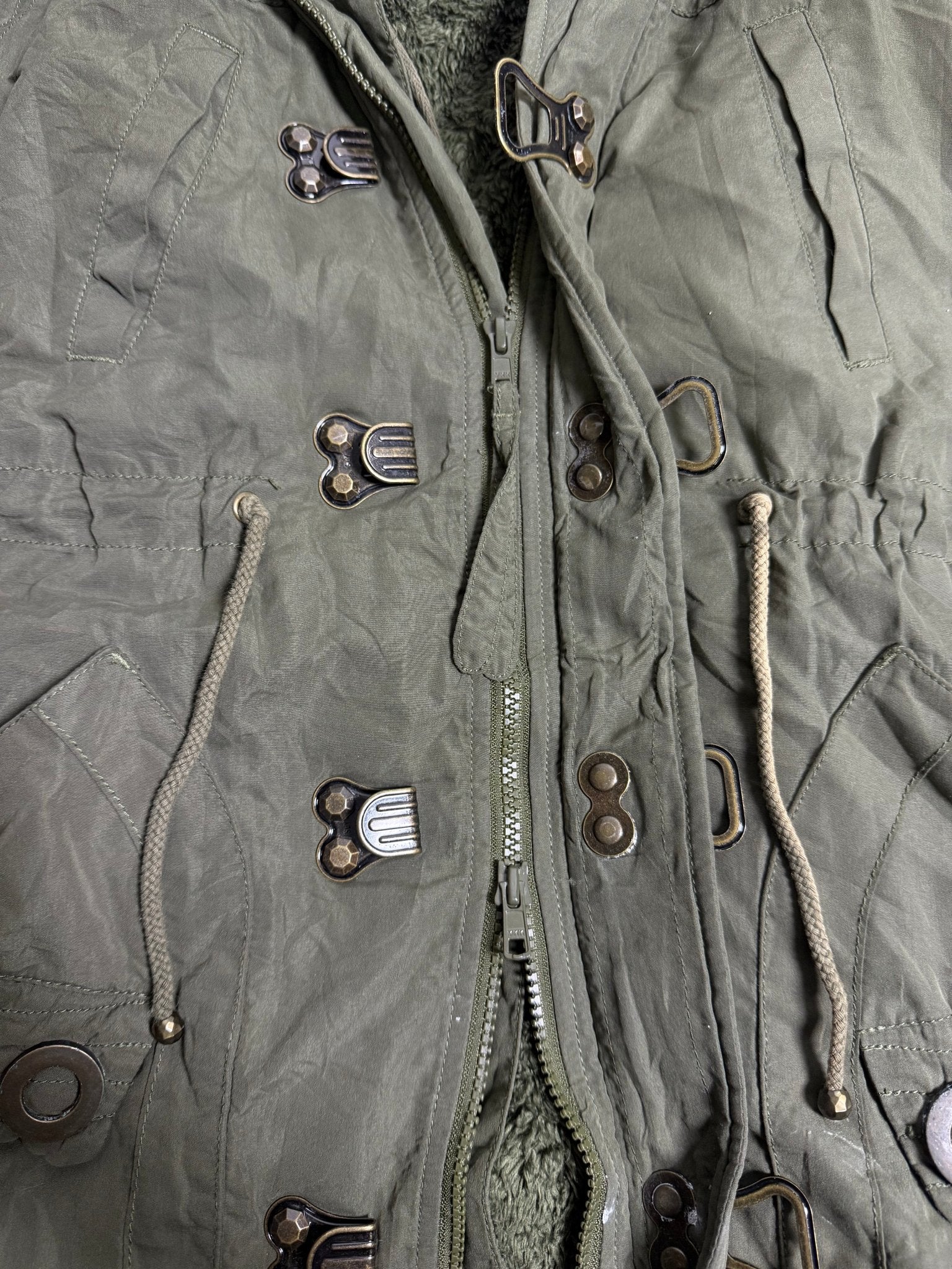 B2V - SLY G JACKET ༒ vintage streetwear thrift y2k clothing by B2V_BAD2WEAR