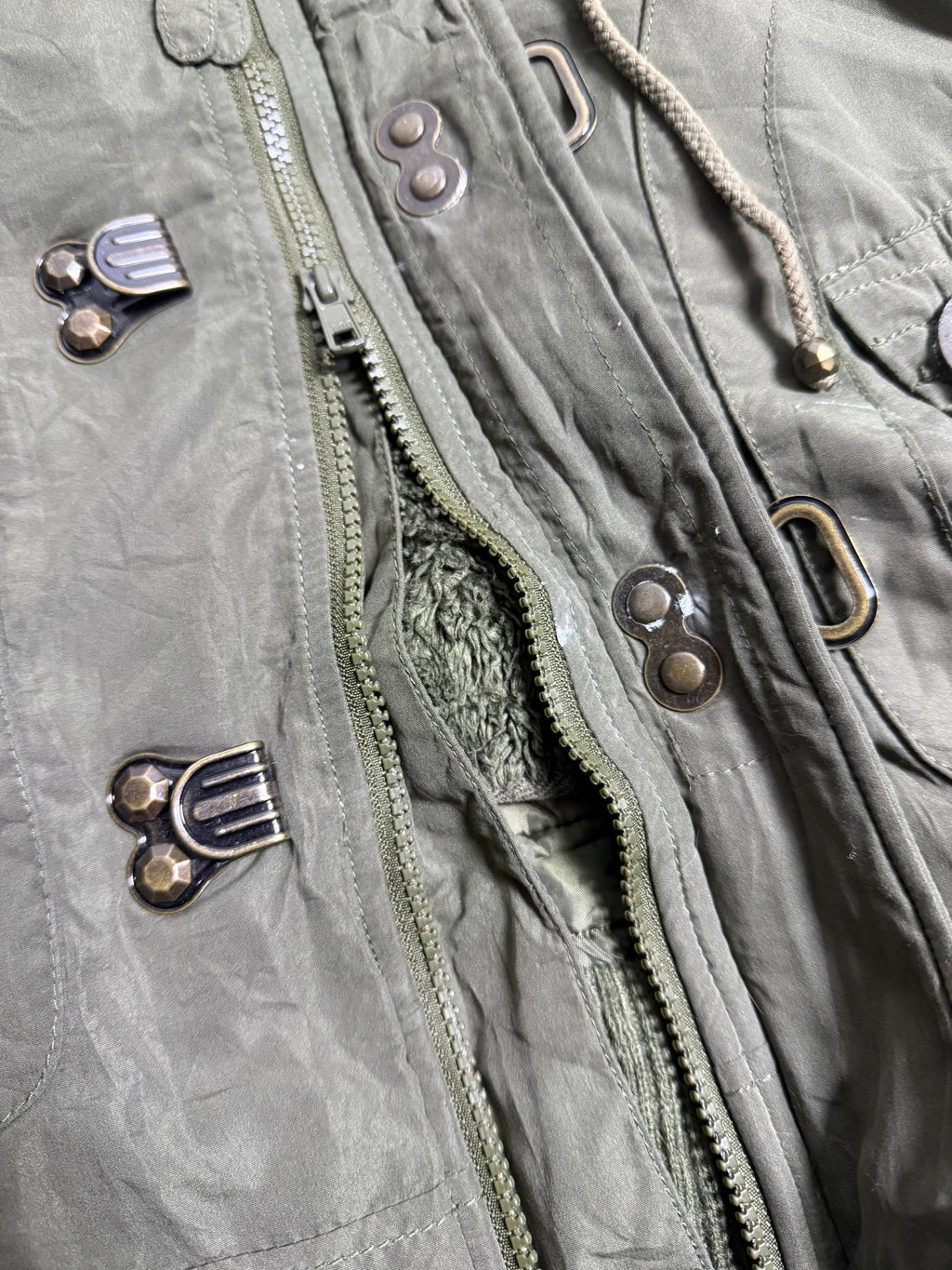 B2V - SLY G JACKET ༒ vintage streetwear thrift y2k clothing by B2V_BAD2WEAR