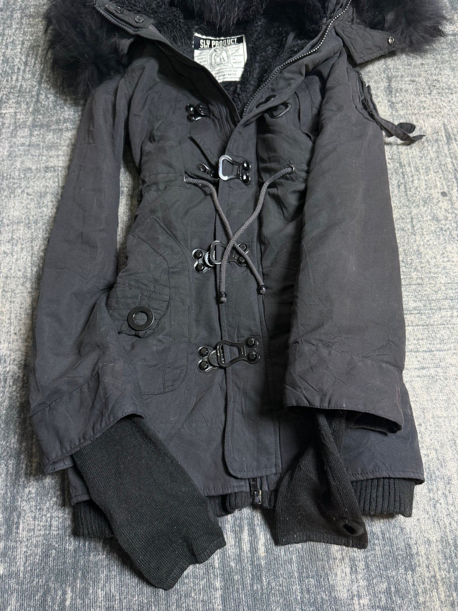 B2V - SLY JACKET༒ vintage streetwear thrift y2k clothing by B2V_BAD2WEAR