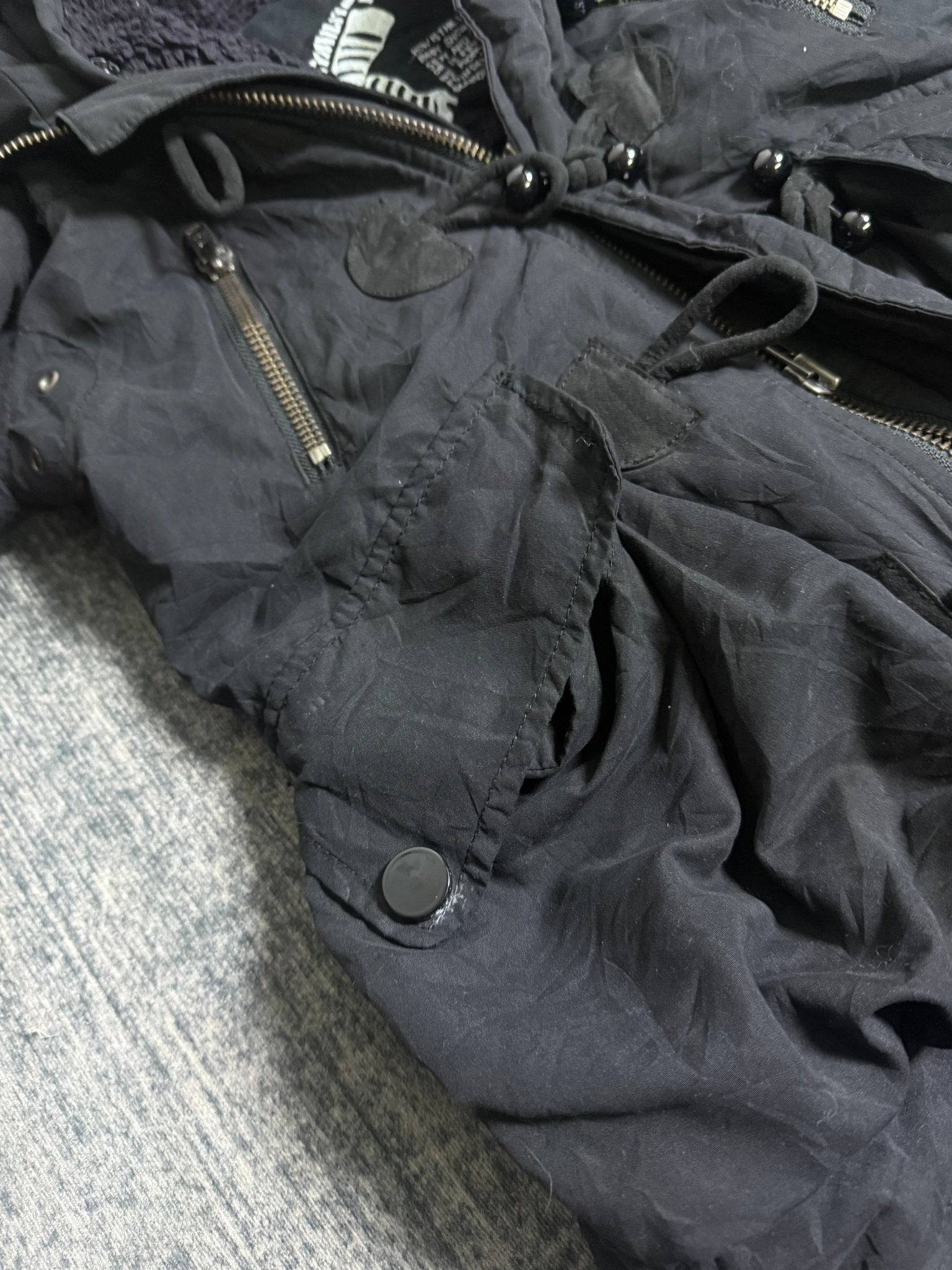 B2V - SLY JACKET༒ vintage streetwear thrift y2k clothing by B2V_BAD2WEAR