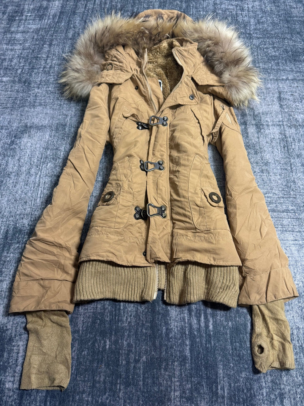 B2V - SLY JACKET༒ vintage streetwear thrift y2k clothing by B2V_BAD2WEAR