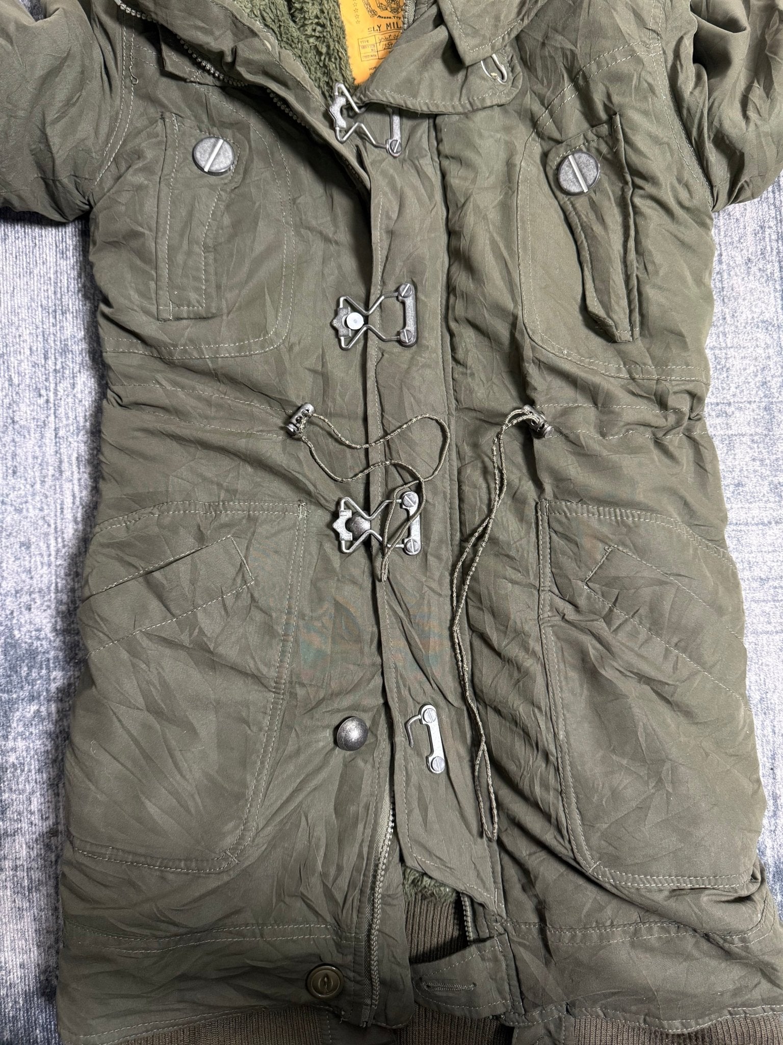 B2V - SLY JACKET ༒ vintage streetwear thrift y2k clothing by B2V_BAD2WEAR