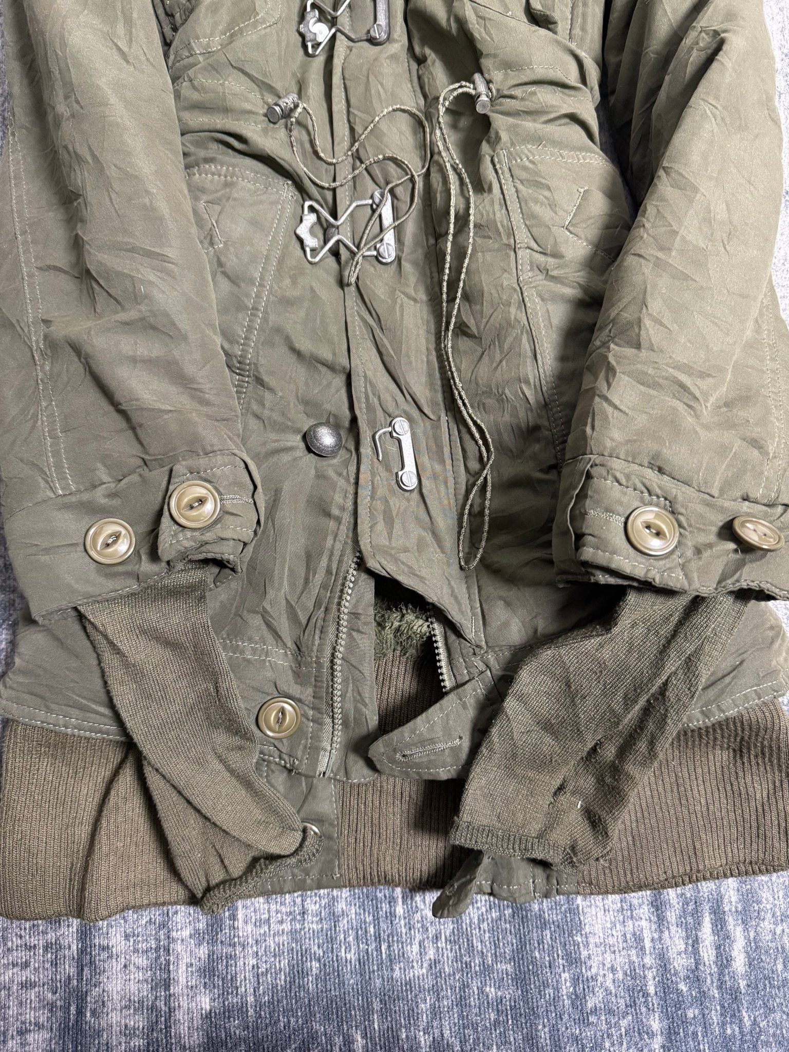 B2V - SLY JACKET ༒ vintage streetwear thrift y2k clothing by B2V_BAD2WEAR