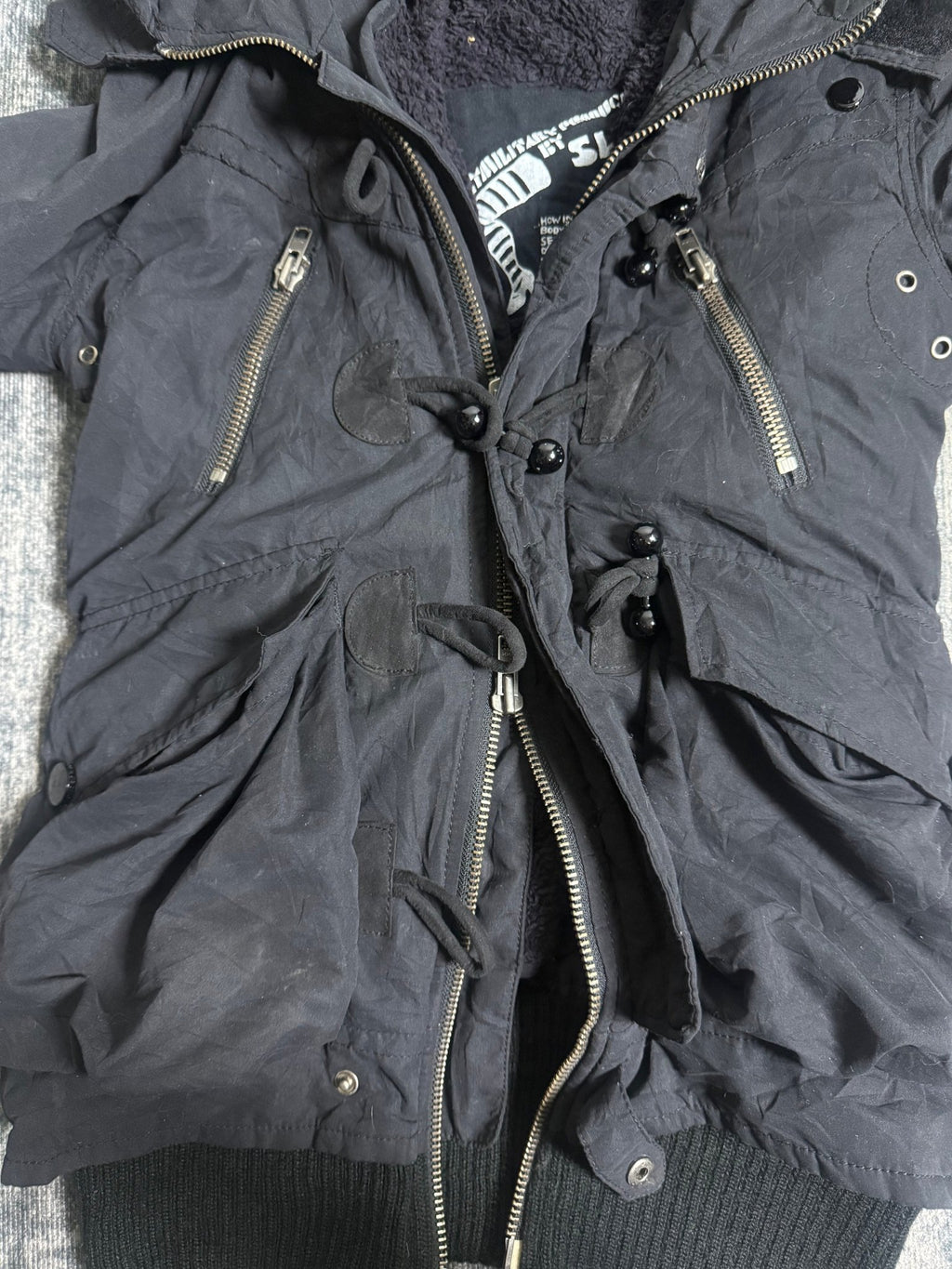 B2V - SLY JACKET༒ vintage streetwear thrift y2k clothing by B2V_BAD2WEAR