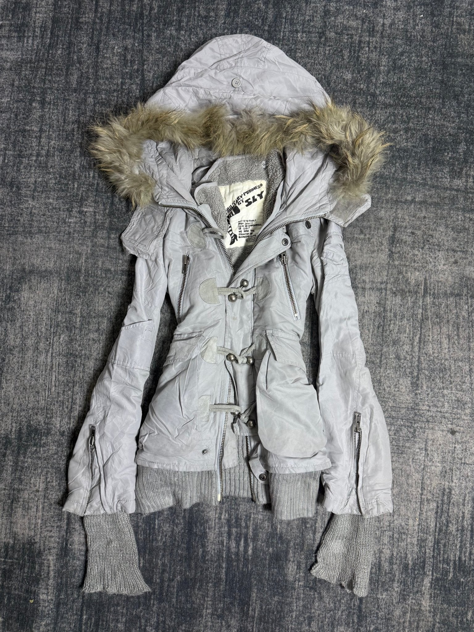 B2V - SLY JACKET༒ *RARE* vintage streetwear thrift y2k clothing by B2V_BAD2WEAR